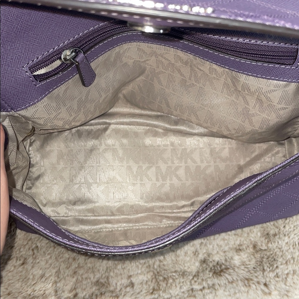 Michael Kors ‘Ava’ Medium Satchel - Picture 14 of 16